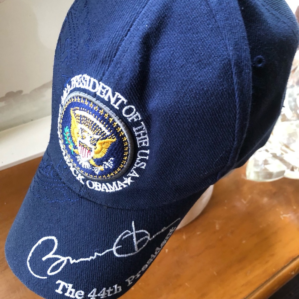 OBAMA !  Navy Blue Presidential Cap